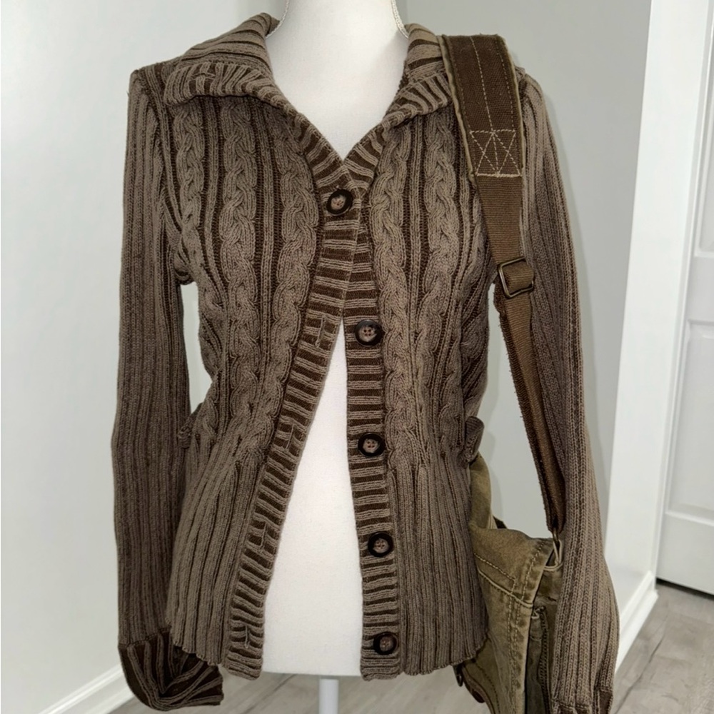 Eddie Bauer Brown Ribbed Chunky Button Cardigan Very Nice Size Medium